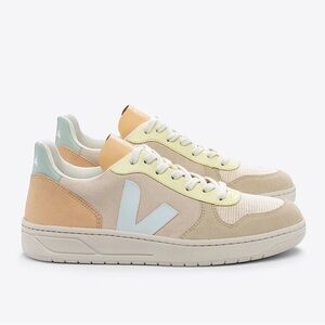 VEJA V-10 SUEDE SABLE MENTHOL MULTICO
